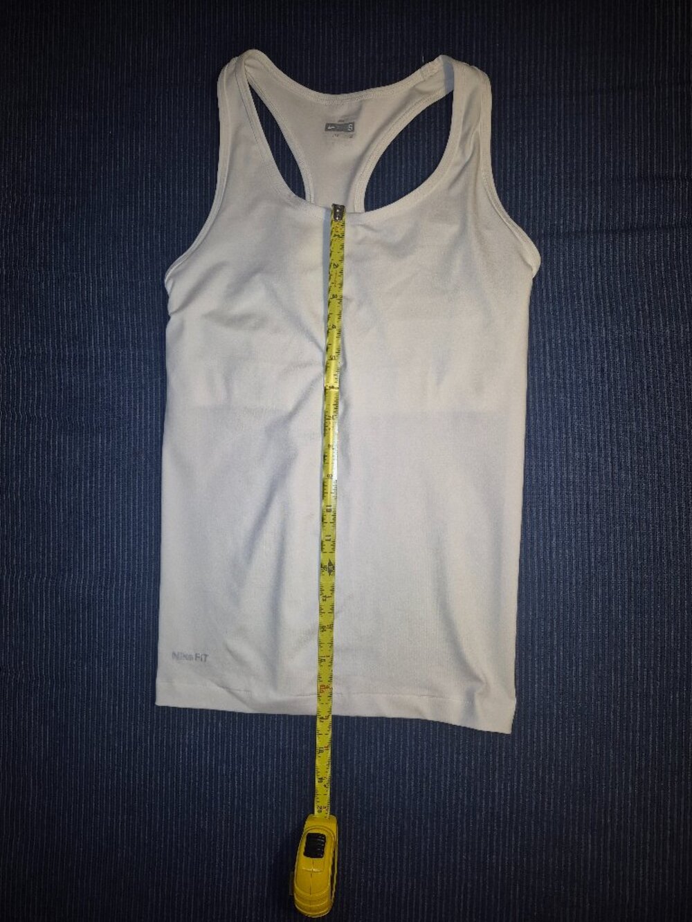 NIKE Fit White Racerback Tank Top Size Small Built-In Shelf Bra Athletic Activew